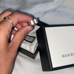 Silver Gucci ring